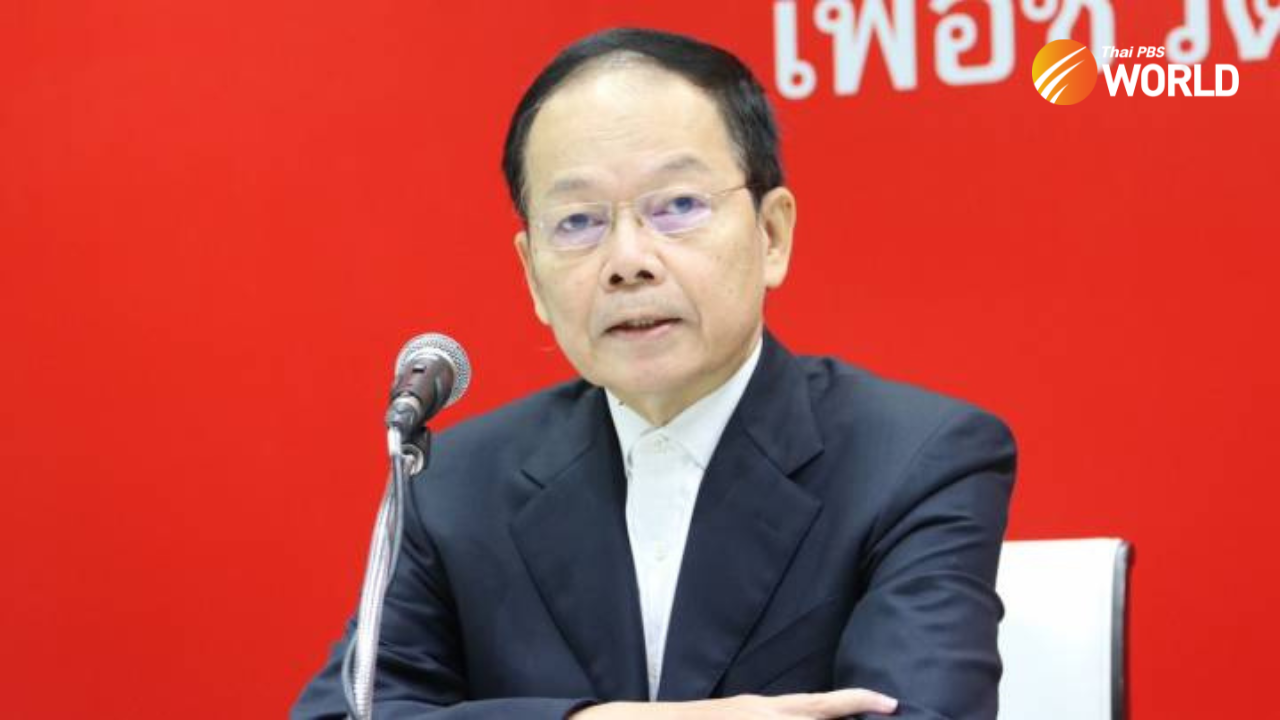 Core Pheu Thai member defends 10,000 baht per head manifesto promise