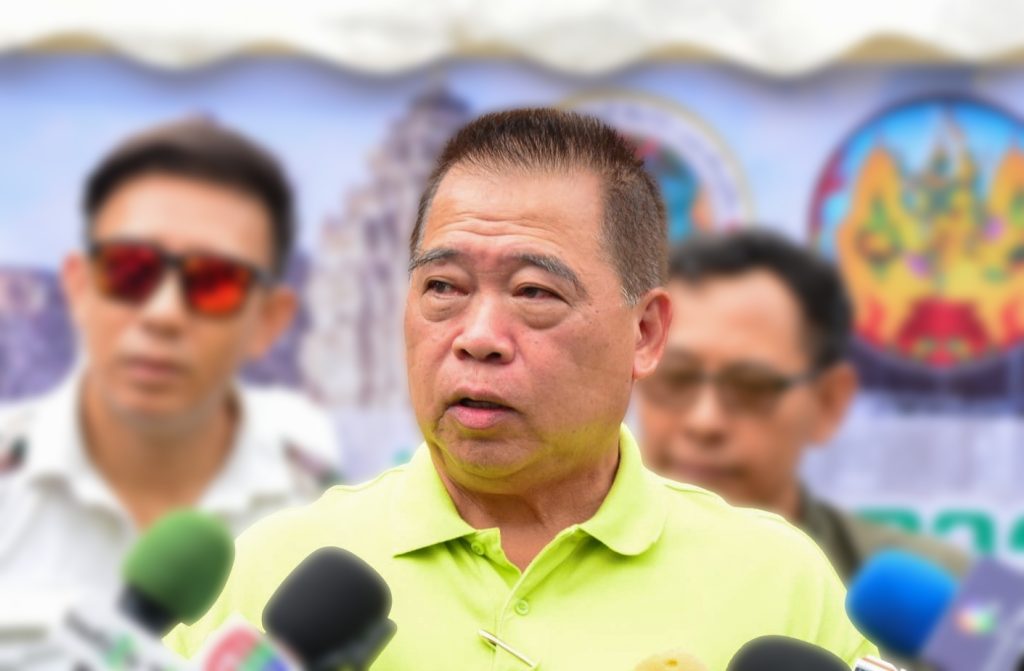 Photo: Facebook - Chamroen Slacheep, Lop Buri Mayor